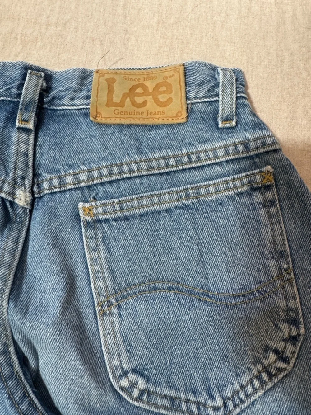 Vintage Y2K Lee Jeans High Rise Tapered Straight Cropped Denim Size 27